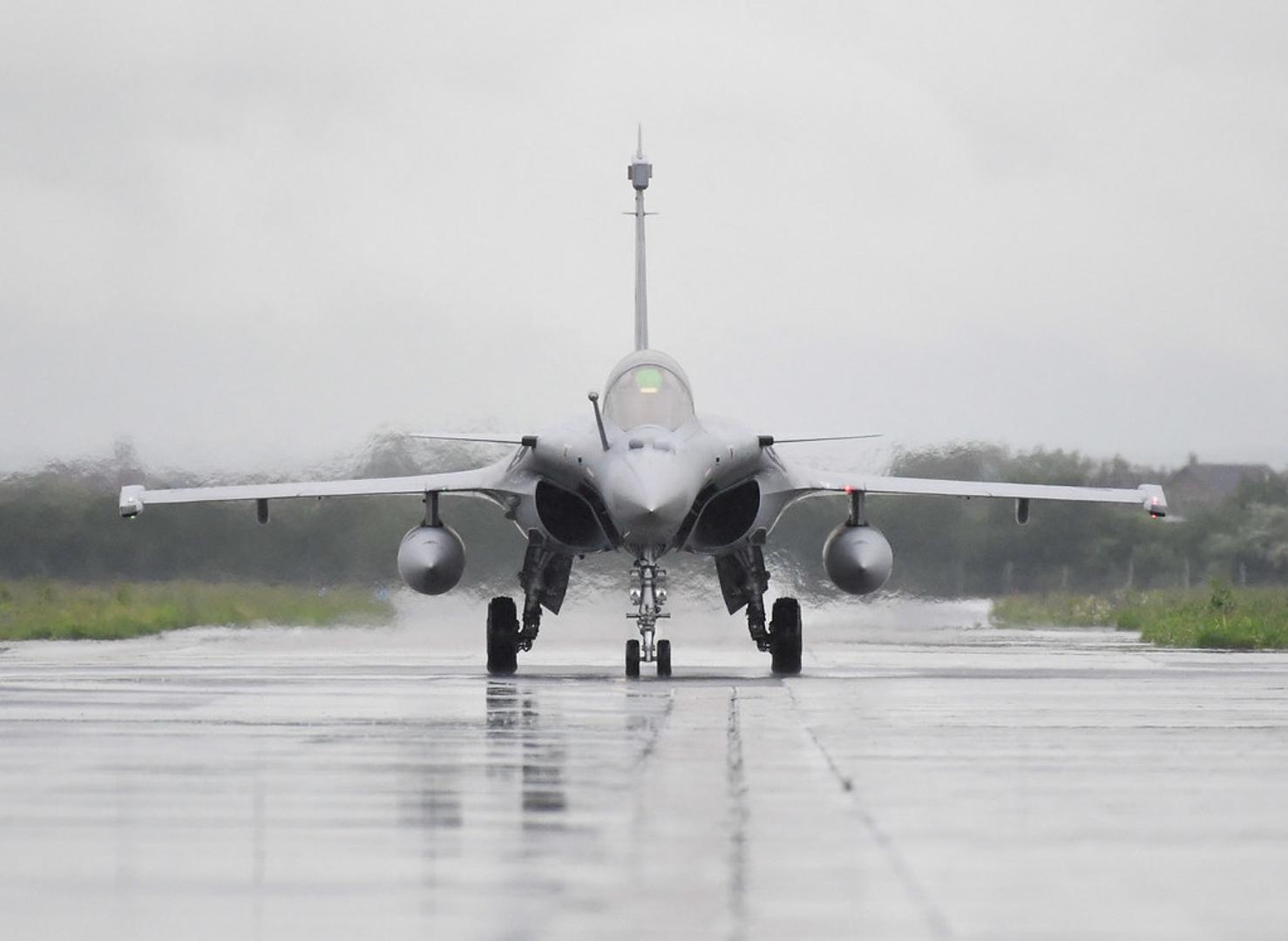 Posljednji borbeni zrakoplov Rafale stigao je u petak u Hrvatsku, čime je završena isporuka svih zrakoplova te kompletirana eskadrila višenamjenskih borbenih zrakoplova 4.5+ generacije francuskoga proizvođača Dassault Aviation, priopćilo je Ministarstvo obrane Republike Hrvatske (MORH). 