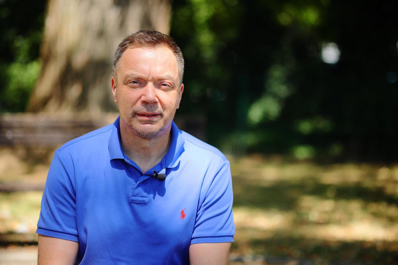 izv. prof. dr. sc. Srećko Marušić