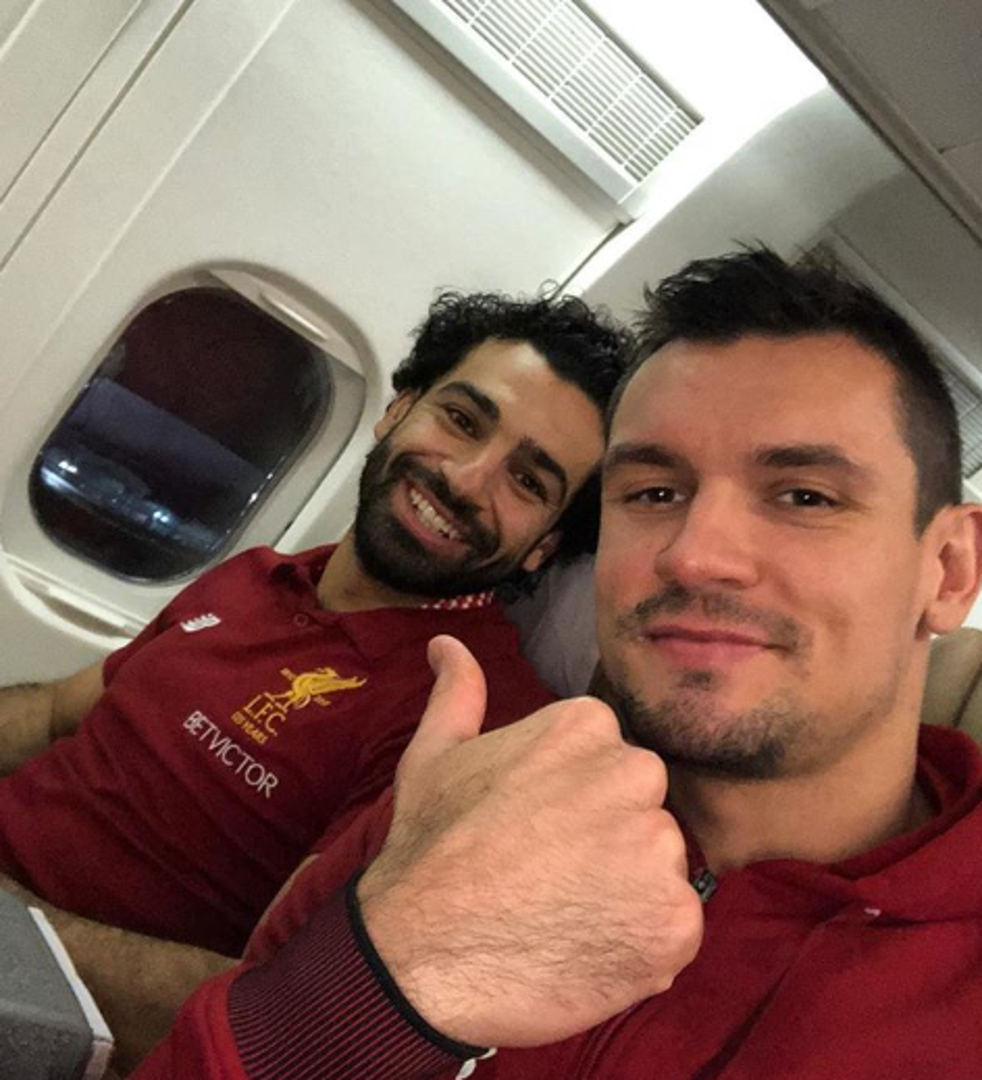 Danas će engleski klub krenuti u pohod na polufinale Lige prvaka protiv Porta (21 sat), a Lovren je ispod fotografije napisao: ''Spremni za LP. Idemo!'' Fotografija je prikupila više od 90 tisuća lajkova u 12 sati. 