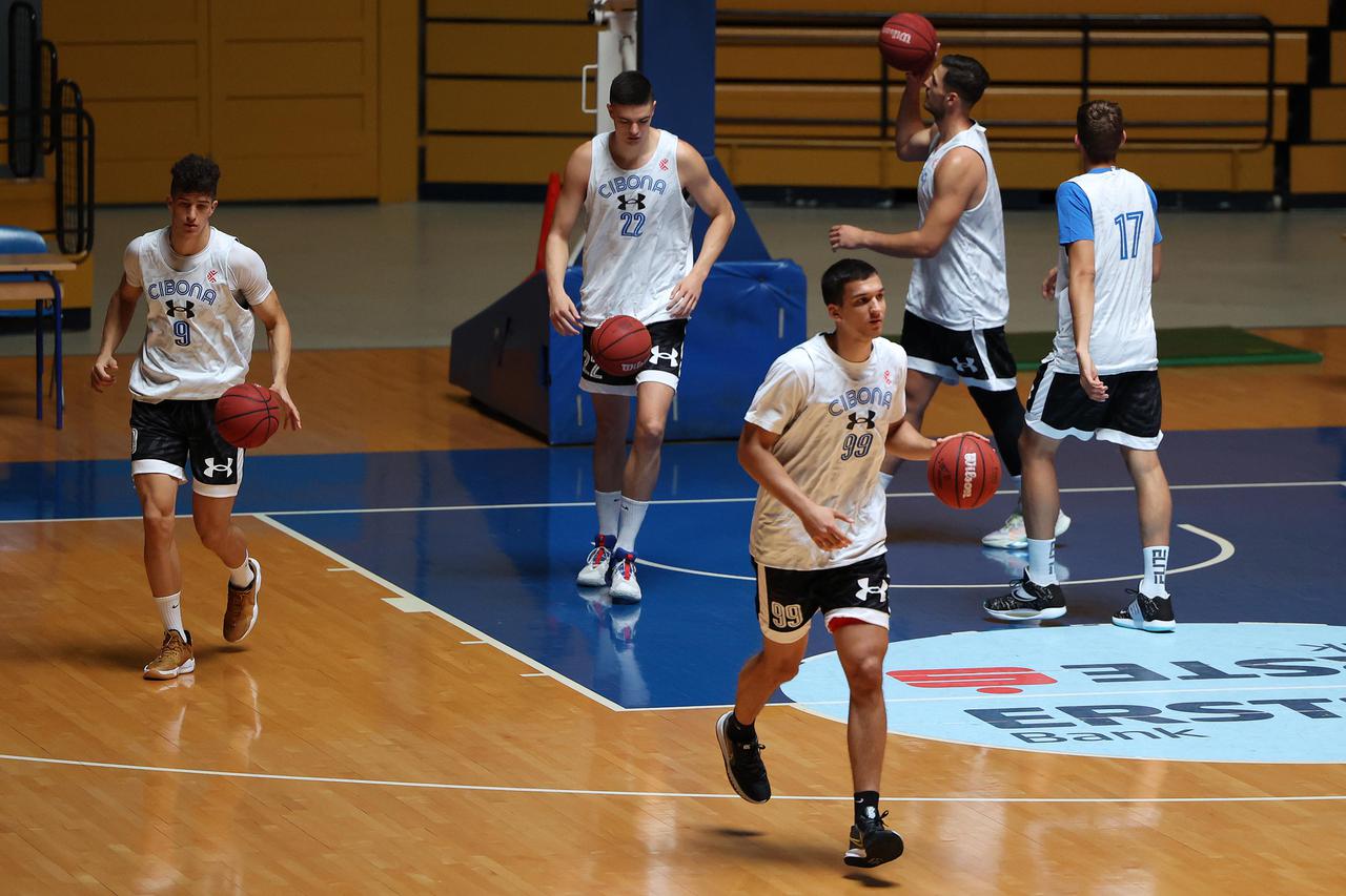 Zagreb: Druženje s predstavnicima medija prije početka priprema KK Cibona