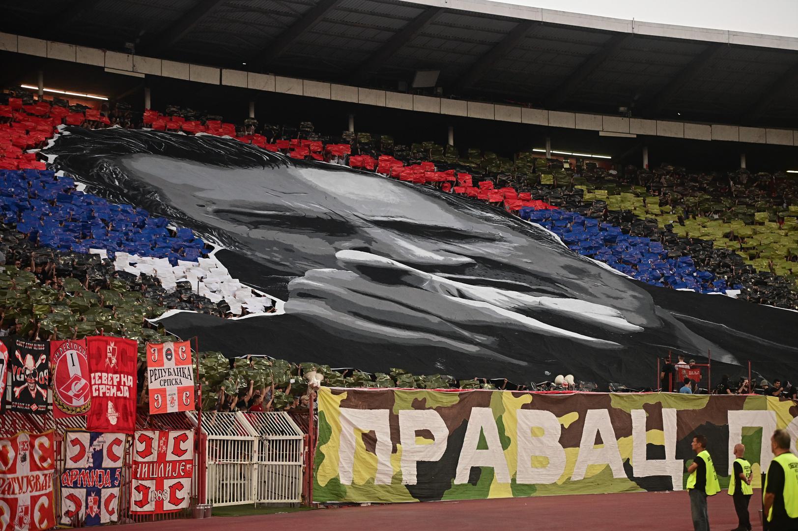 Navijači Crvene zvezde priredili su jezivu koreografiju tijekom 180. vječitog derbija protiv Partizana.