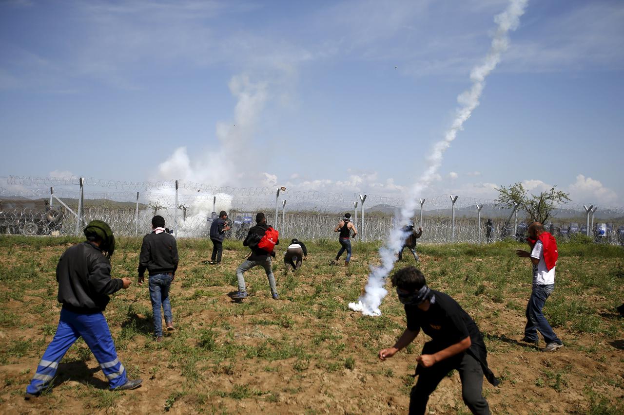 Policija upotrijebila suzavac u kampu Idomeni