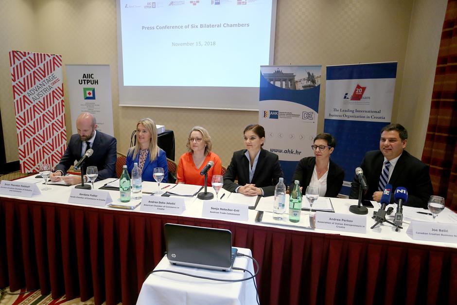 Strane gospodarske komore