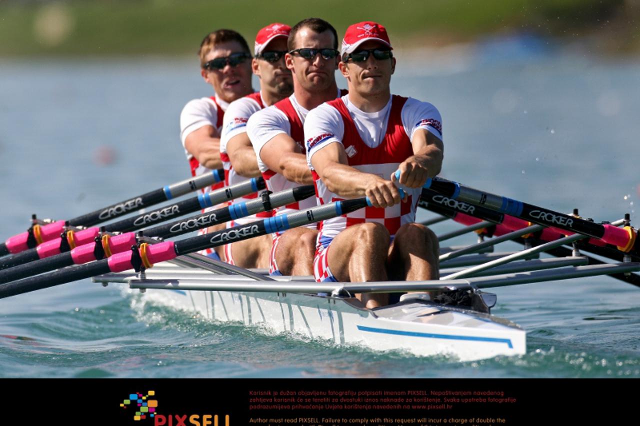 '10.04.2011., Zagreb, Jarun - Medjunarodna veslacka regata Croatia Open na jezeru Jarun.Cetverac na parice u sastavu David Sain, Martin Sinkovic, Damir Martin i Valent Sinkovic, Svjetski i drzavni prv