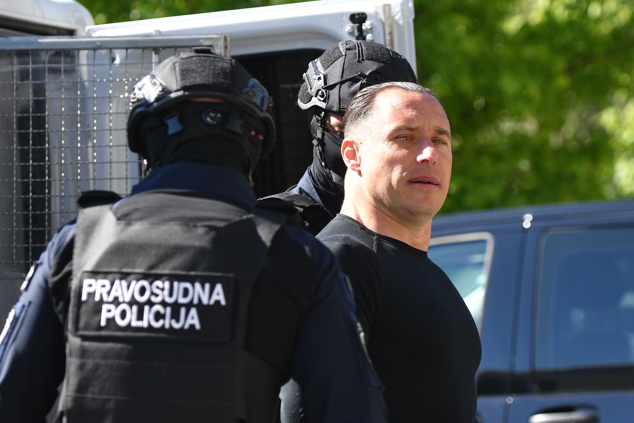 Varaždin: Pod pratnjom jakog osiguranja Srđan Mlađan doveden je na nastavak suđenja