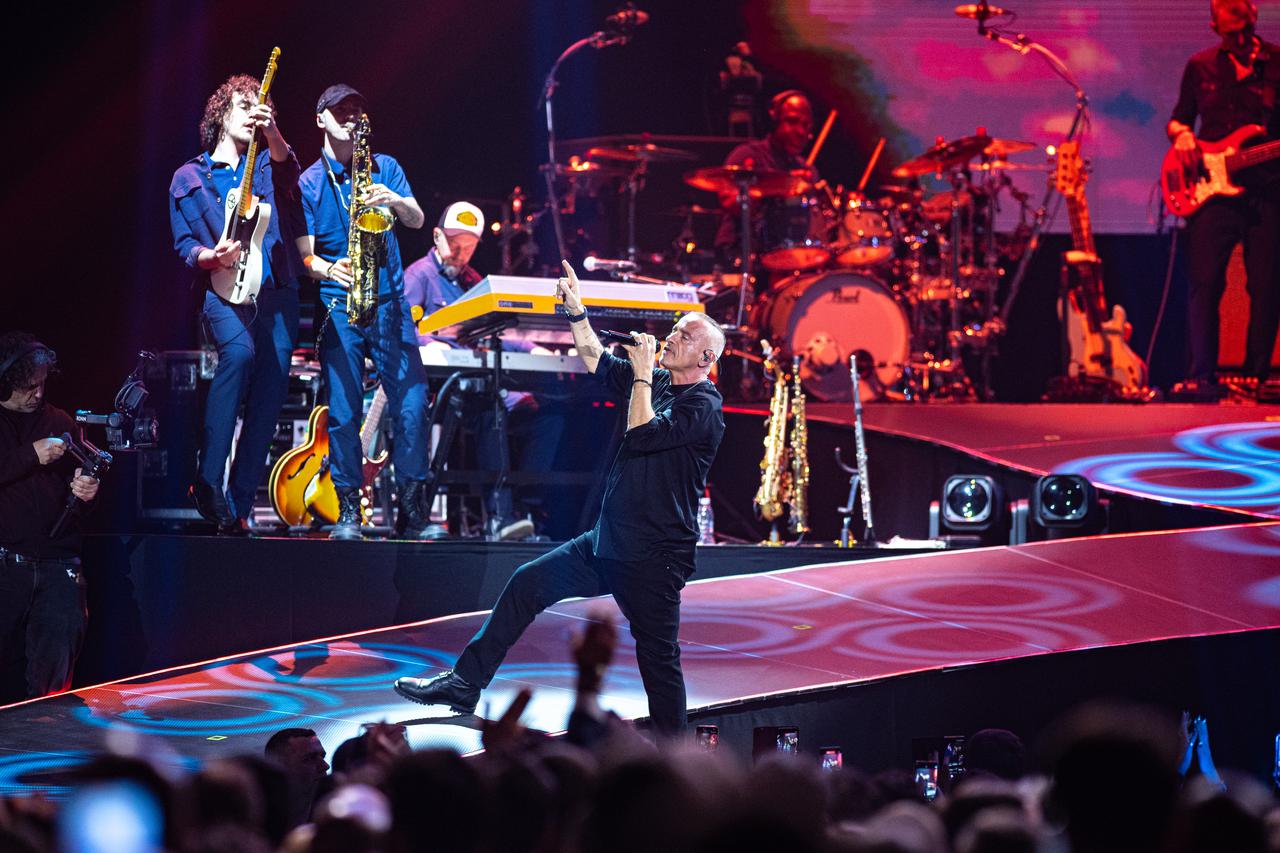 Zagreb: Eros Ramazzotti nastupio u Areni Zagreb