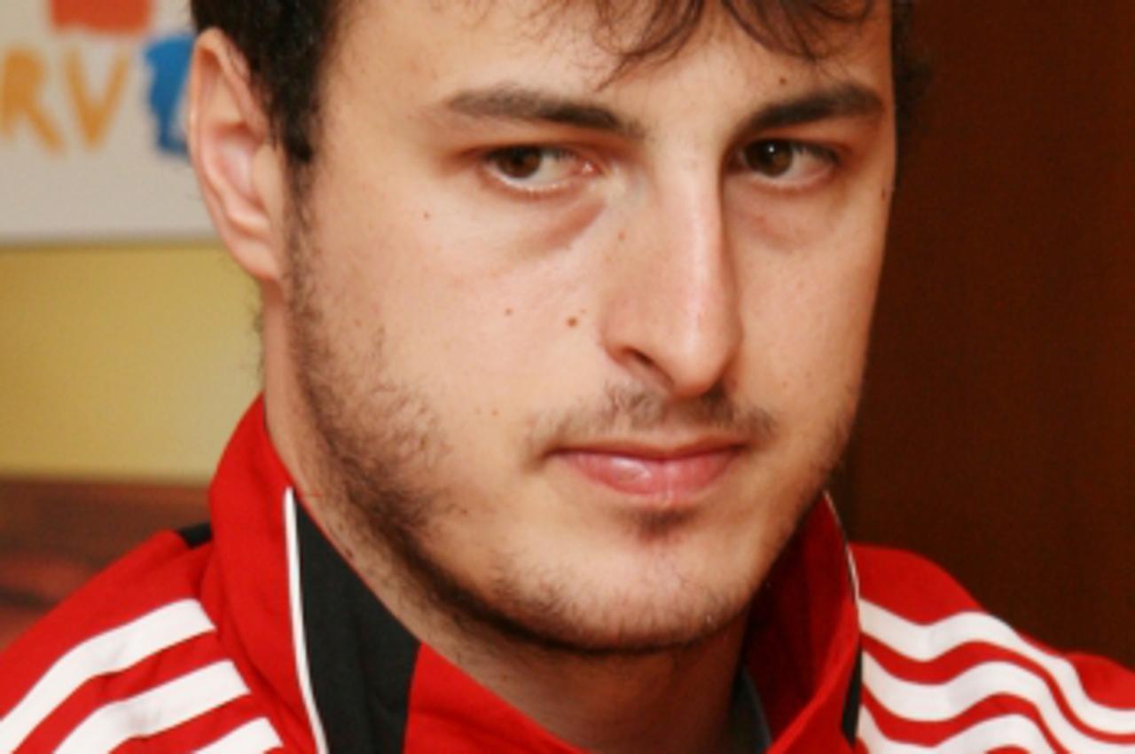 '26.10.2010.,Karlovac- Domagoj Duvnjak,igrac Hrvatske rukometne reprezentacije. Dominik Grguric/PIXSELL'