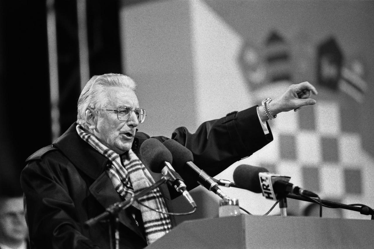 Na današnji dan 1922. rođen je Franjo Tuđman