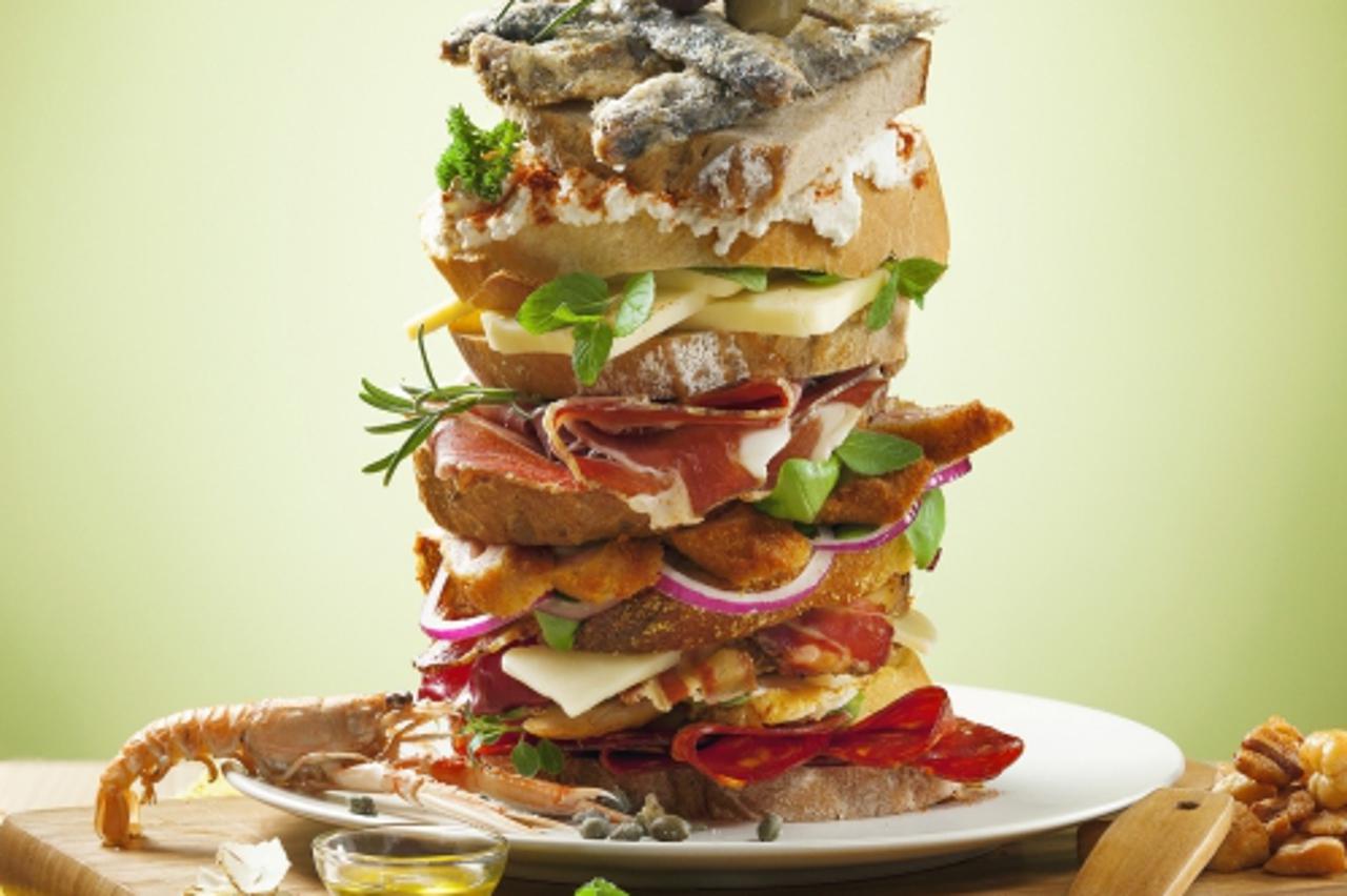 crosendvic,croburger (1)