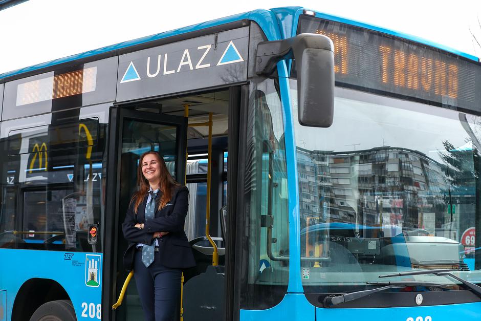 Zagreb: Vozačica autobusa ZET-a Klara
