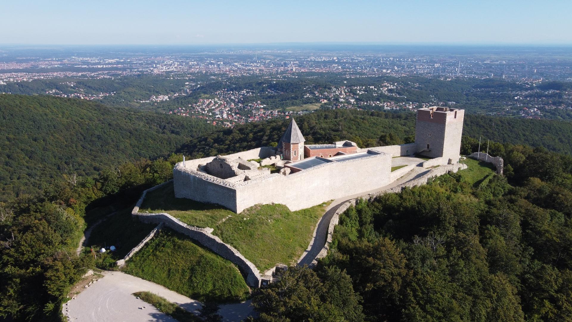 44. Medvedgrad: Ukupno mentiona: 11,763; Prošlogodišnji poredak: 39 (↓5)