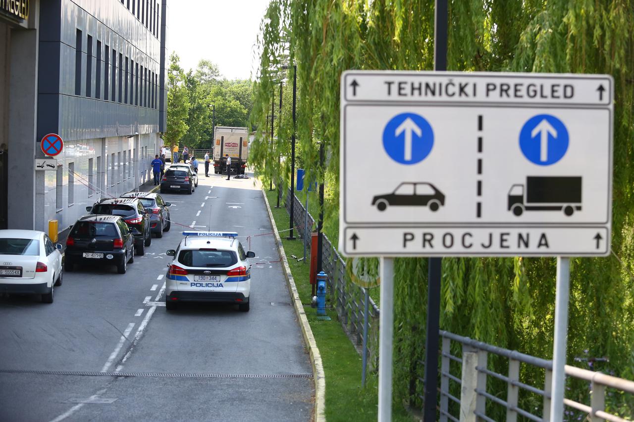 Pregazio muškarca - Stanica za tehnički pregled