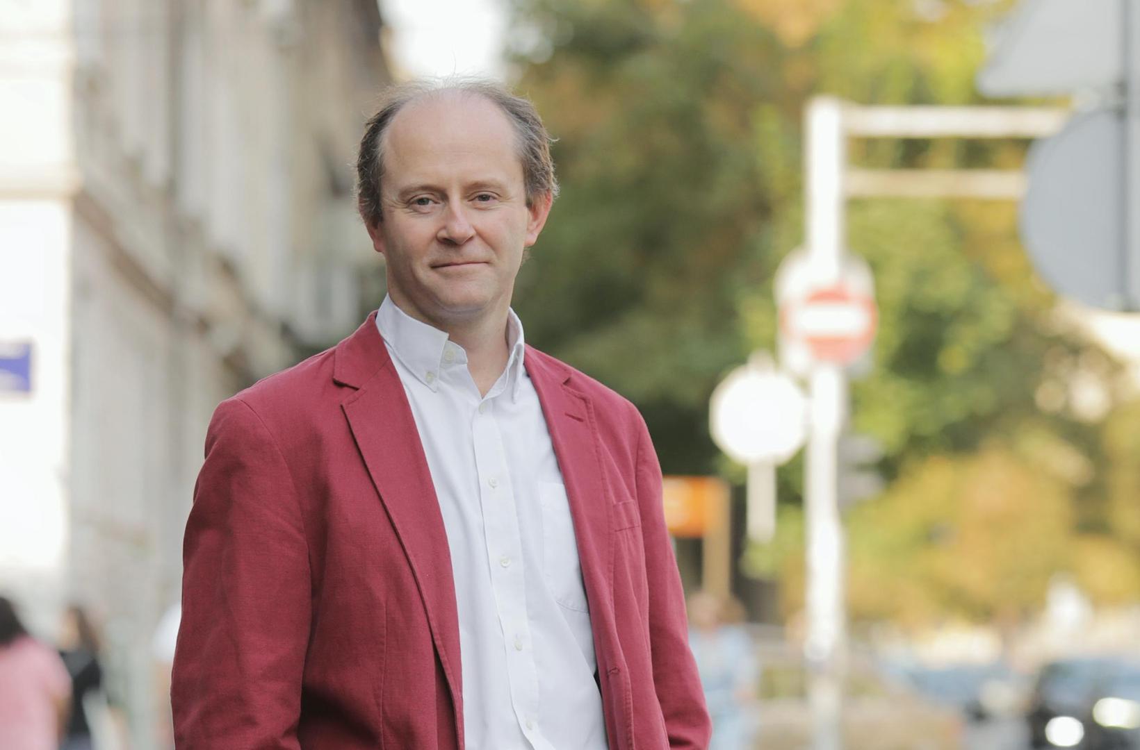 Piers Mitchell - Kretanje vojski utjecalo je na širenje bolesti. Kad bi vojske dolazile do nekog grada, ubrzo bi došlo do epidemije