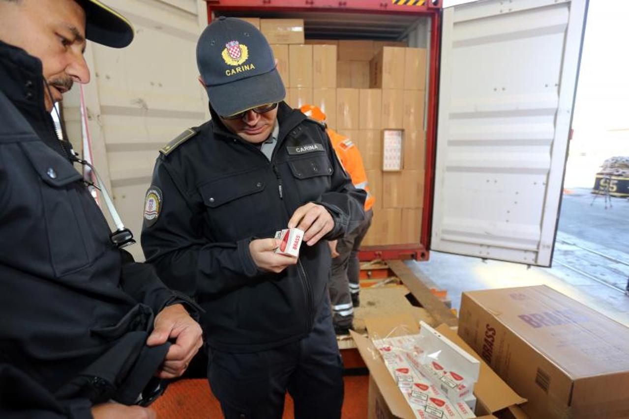 cigarete, policija