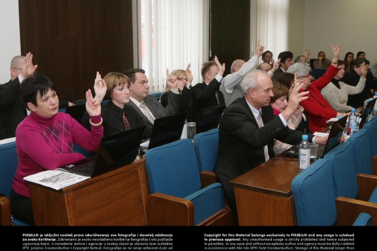 '18.03.2013., Koprivnica - Na posljednjoj sjednica Gradske skupstine prije skorasnjih  lokalnih izbora, veliki je prijepor izazvao projekt Medijskog sveucilista. Photo: Marijan Susenj/PIXSELL'