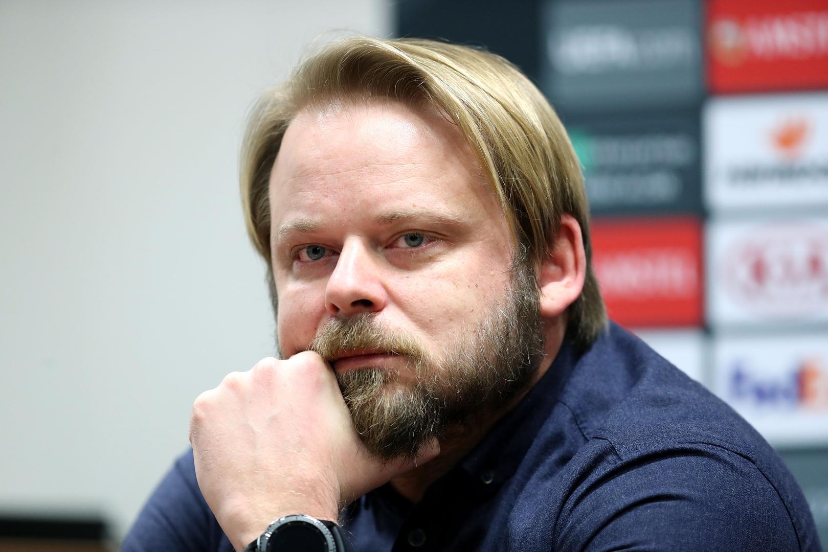 Za odnose s javnošću je u Dinamu zadužen Alen Lesički koji je tu poziciju preuzeo 2016. godine. 