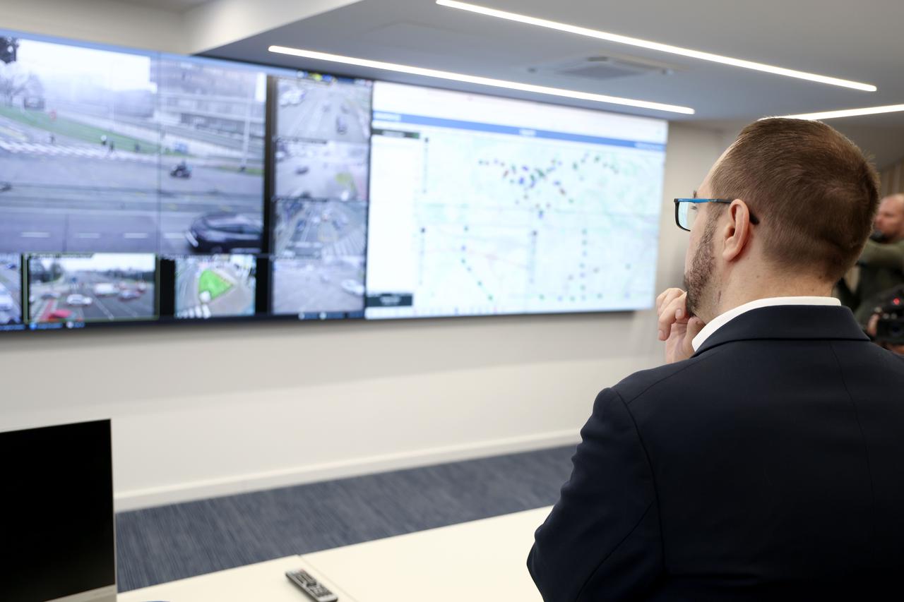 Zagreb: Tomislav Tomašević obišao Centar za upravljanje prometom