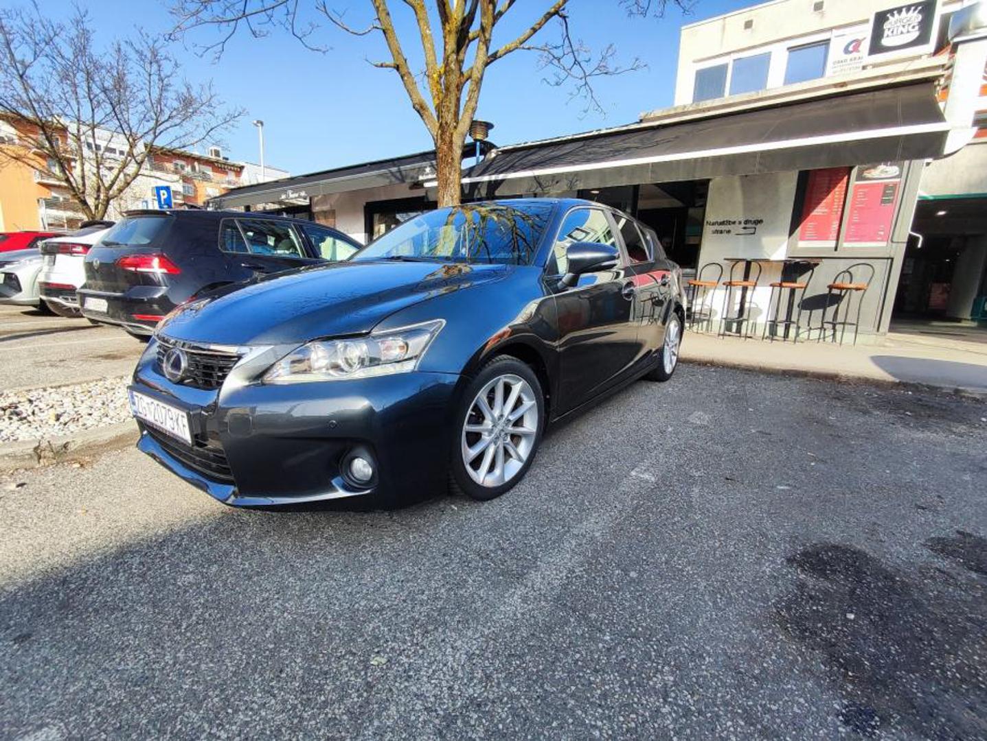 2012 Lexus CT 1.8 200h SE-L - 2011. godina, 178.000 kilometara, 12.800 eura