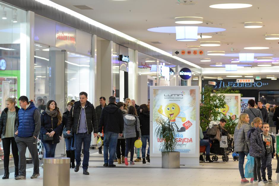 Mia Dimšić i Tarapana band za 4. rođendan centra Lumini