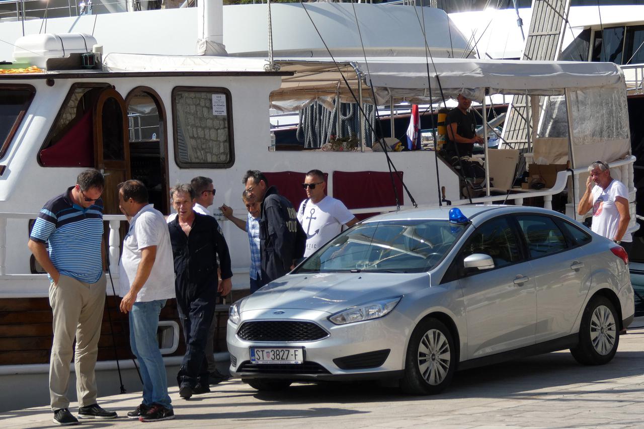 Hvar: Policijski očevid na brodu Atlantia
