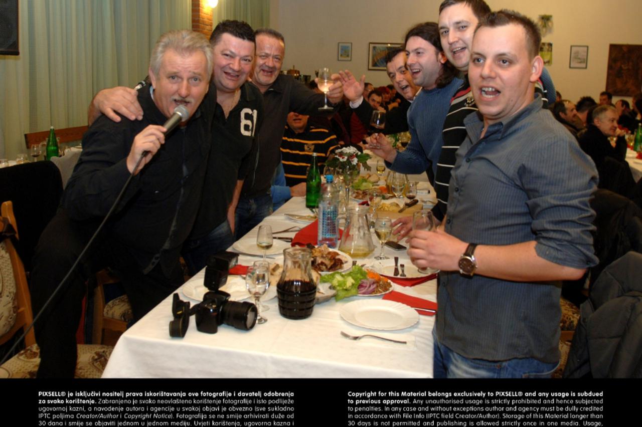 ivan enjingi,fešta,vinograd (1)