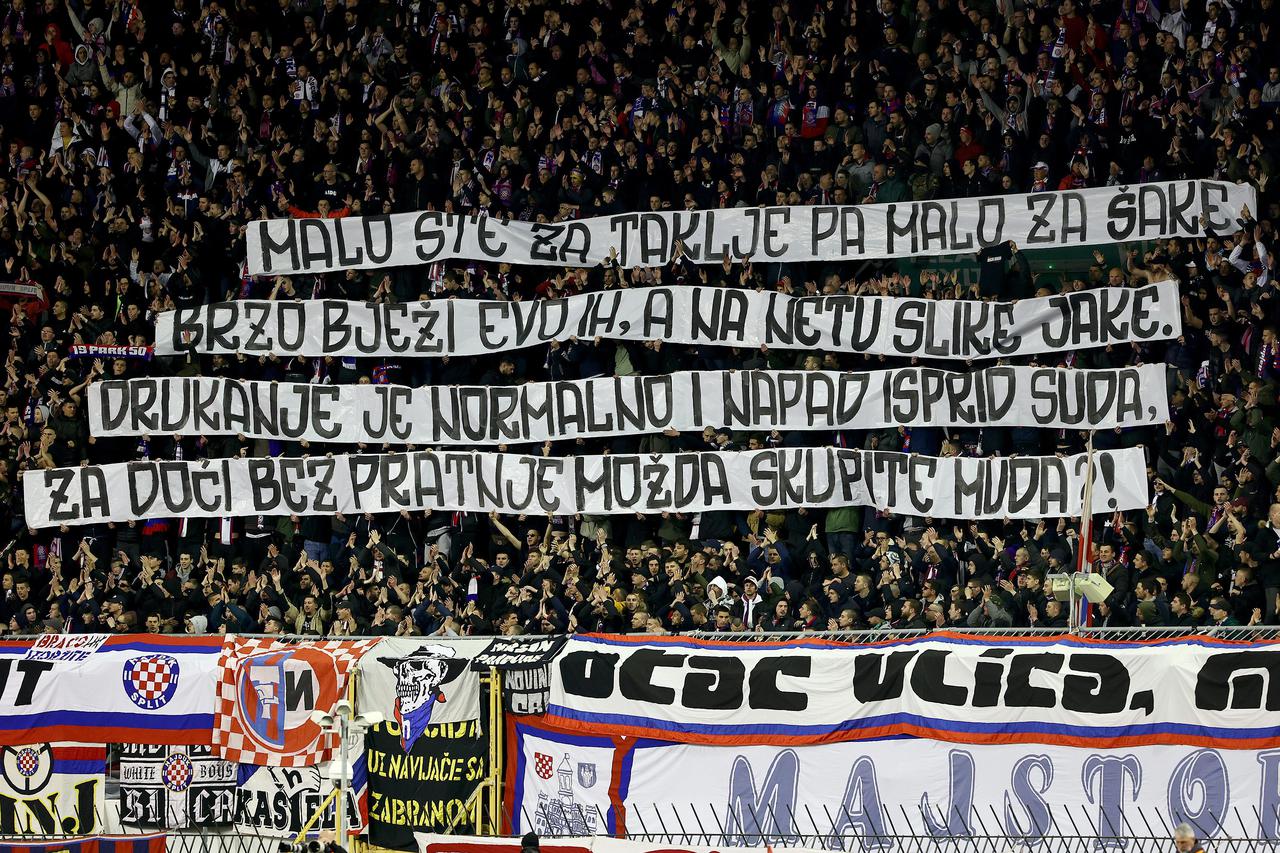 Amosfera na Poljudu tijekom utakmice Hajduk - Dinamo