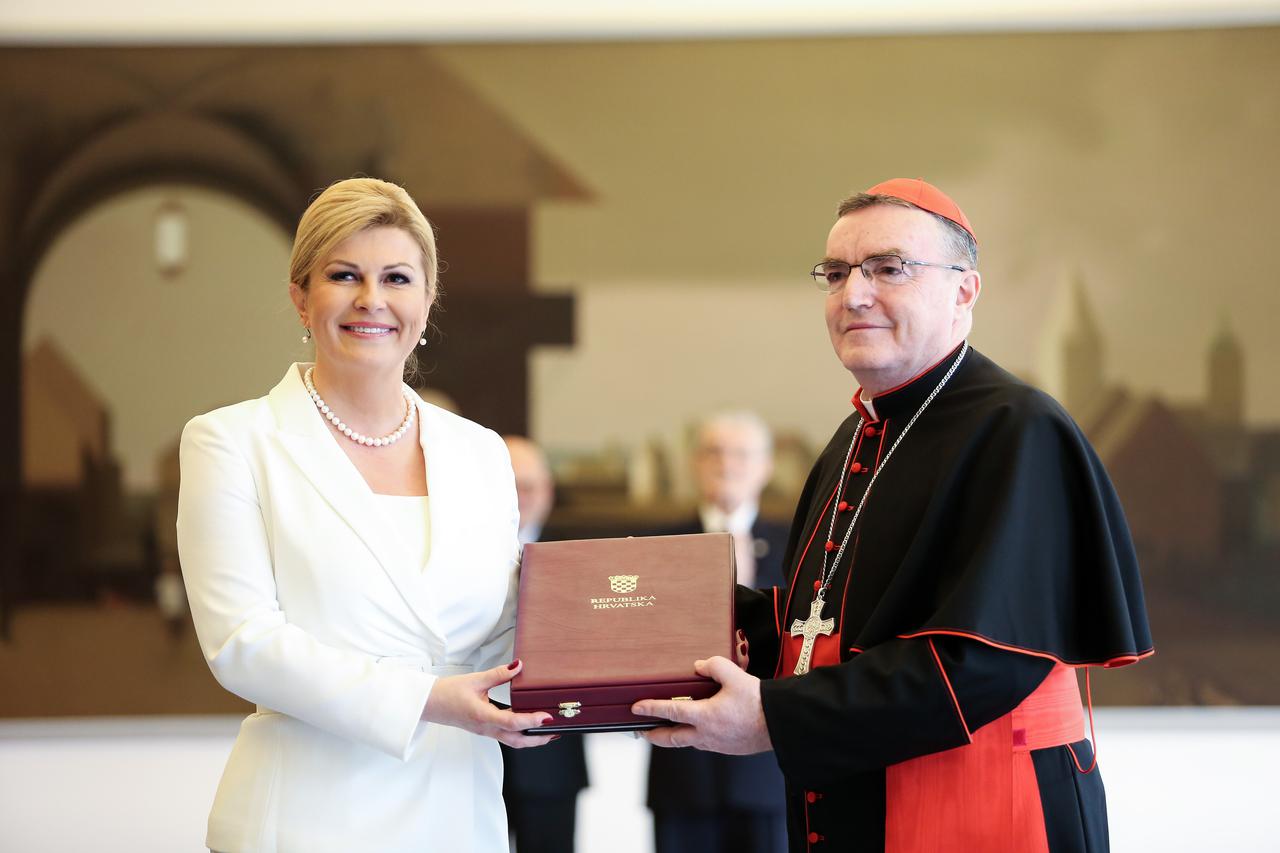 Predsjednica posmrtno odlikovala kardinala Franju Kuharića
