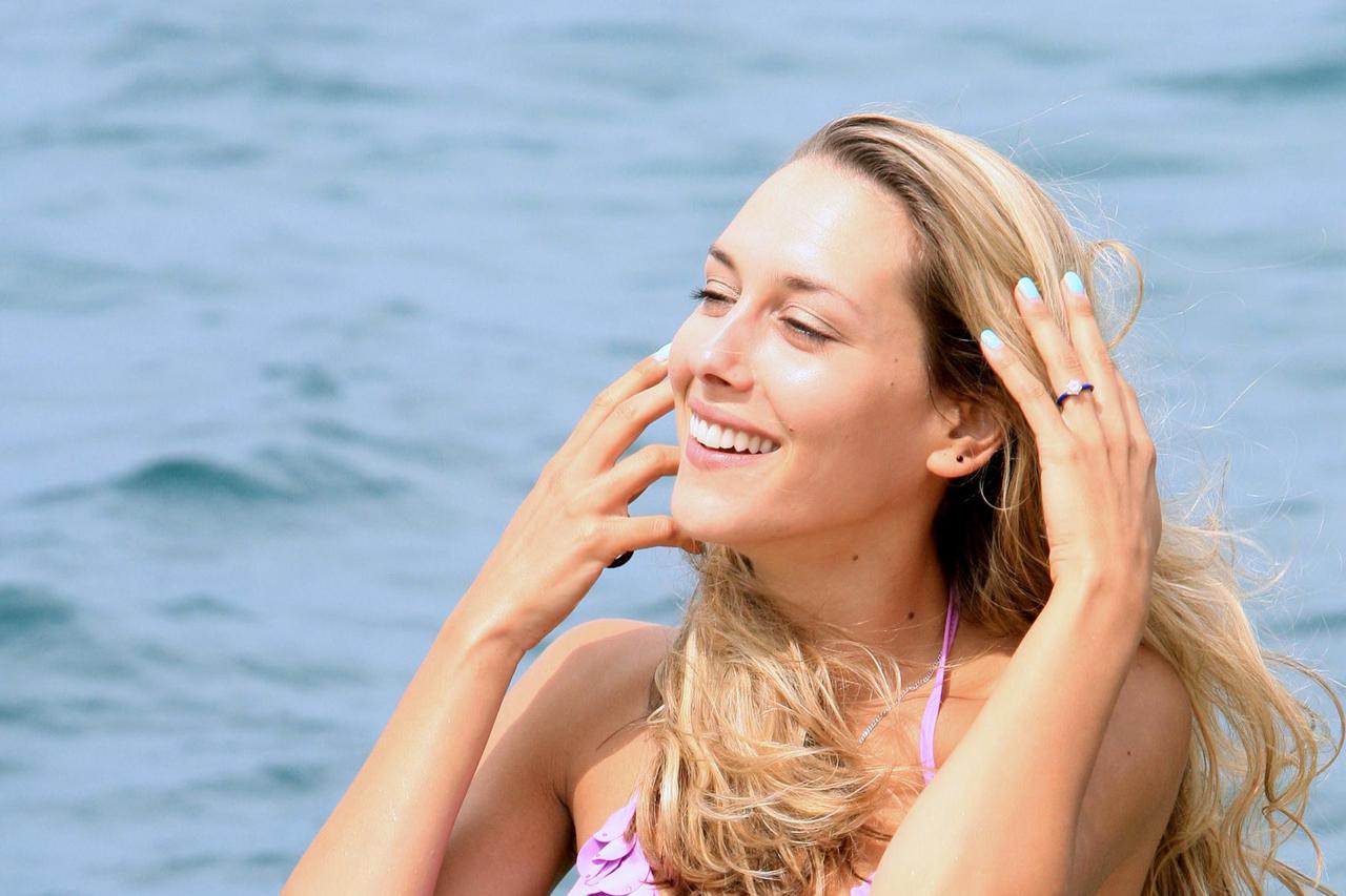 Srima: Bivše misice Ivana Ergi?, Katarina Prnjak i Meri Ben?i? uživaju u morskim igrama
