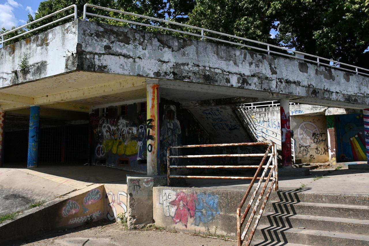 Slavonski Brod: Zapušteno Malo gradsko kupalište već godinama čeka obnovu i kupače