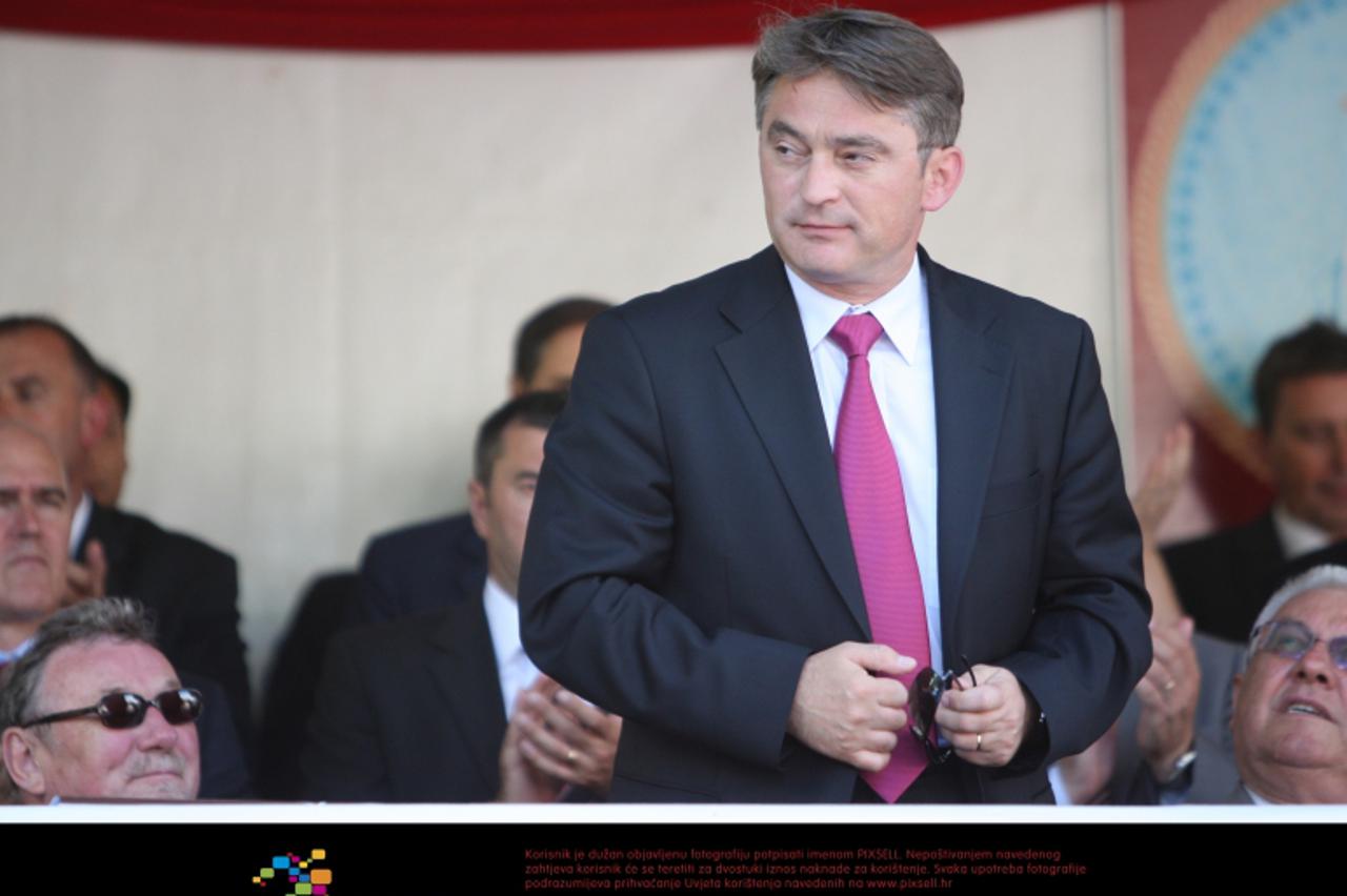 '08.08.2010., Sinj - 295. sinjska Alka. Ovogodisnju alku dosli su popratiti najvisi drzavni,vladini i saborski duznosnici.Zeljko Komsic Photo: Ivo Cagalj/PIXSELL'