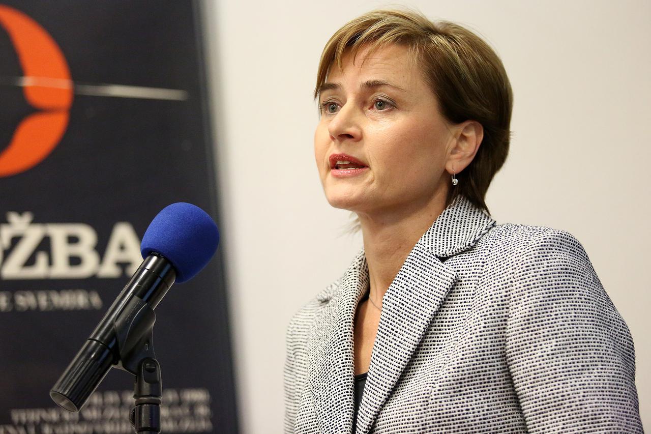 Sandra Svaljek. 