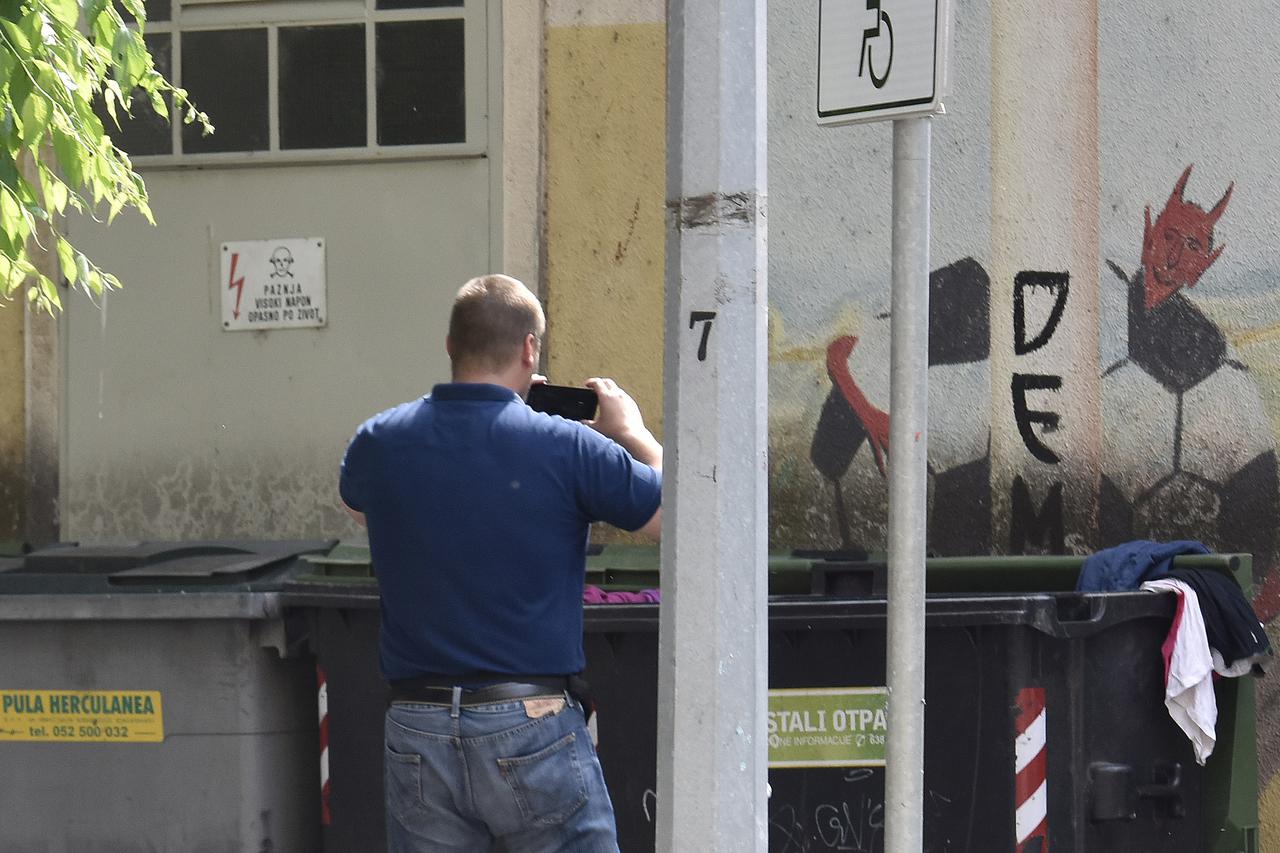 Pula: Policija privodi majku ubijenog trogodišnjaka