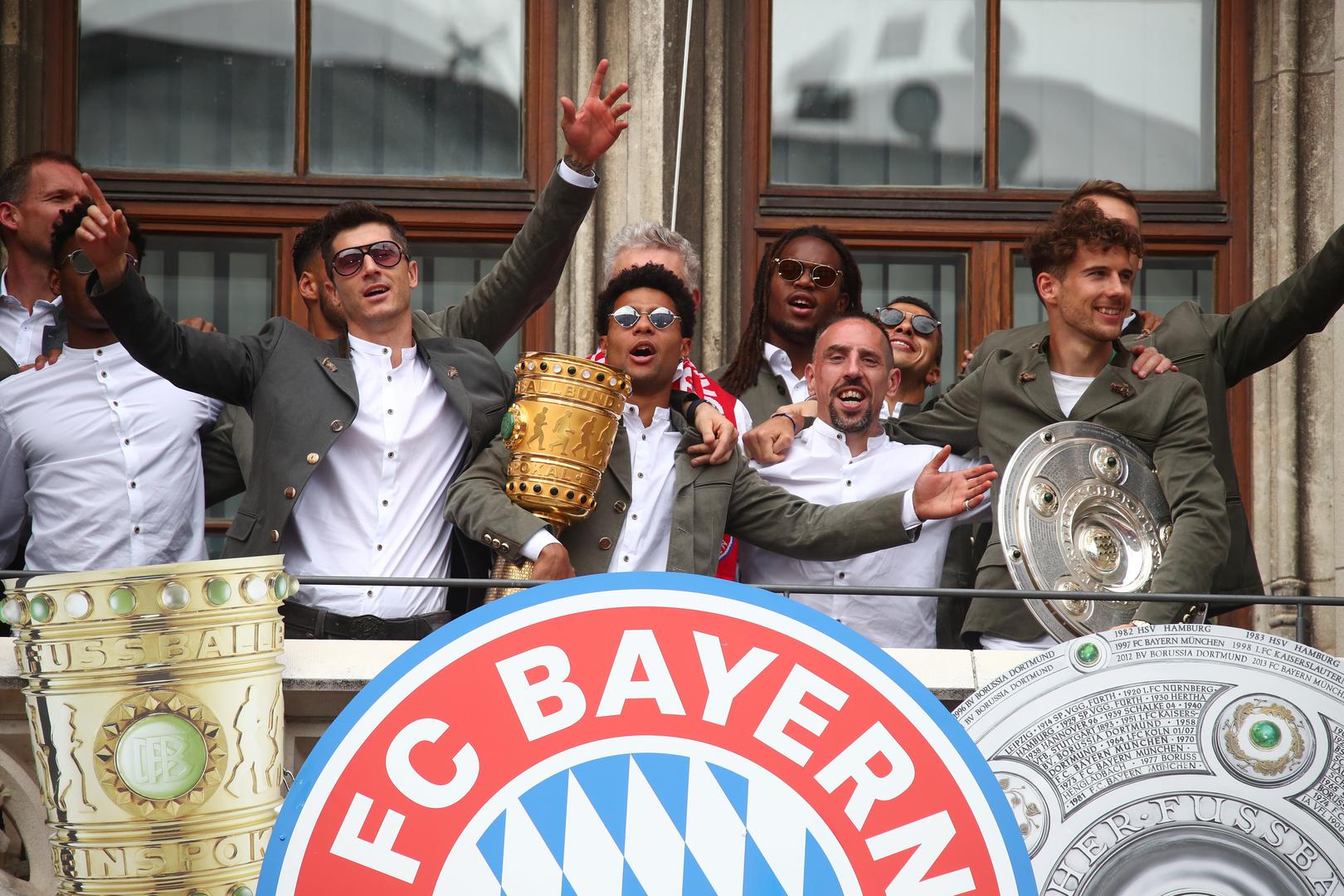 Proslavu su posebno emotivno doživjeli Franck Ribery i Arjen Robben, koji su odigrali posljednju utakmicu za Bayern