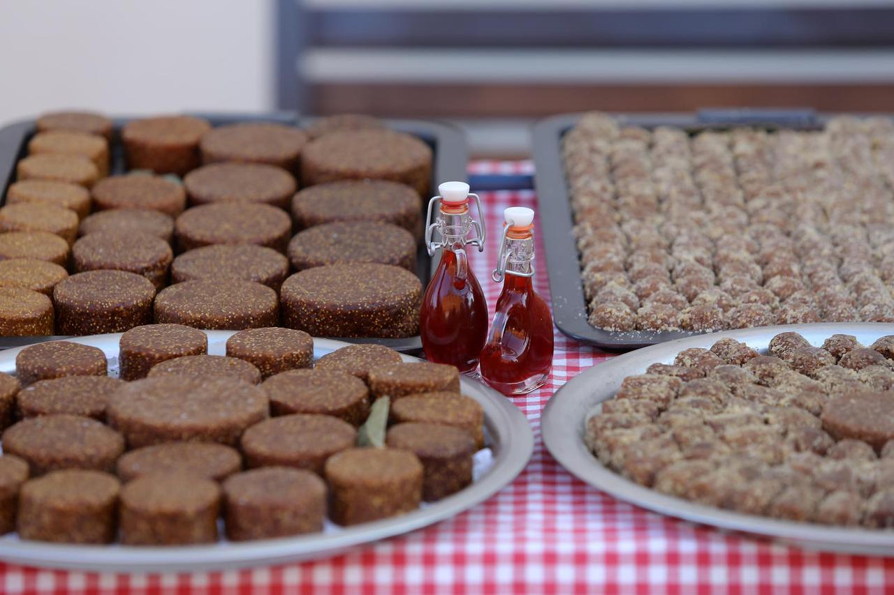Nin: U staroj gradskoj jezgri održana 11. Ninska šokolijada