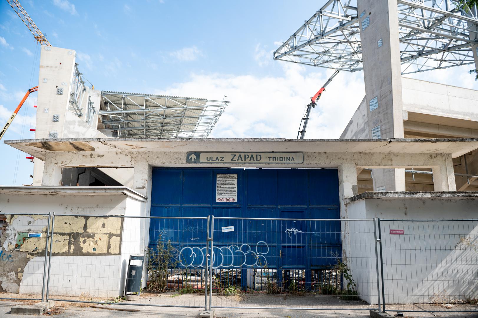 Do završetka radova još je dug put, ali stadion već dobiva nove konture.