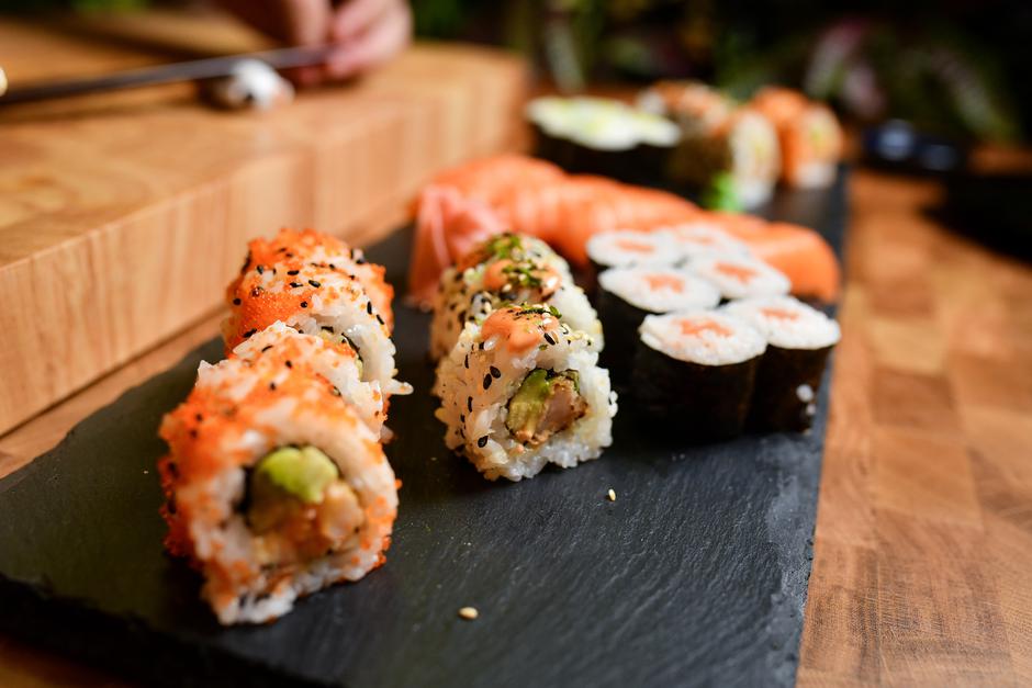 Zagreb: Chef Fabian Šaravanja vodi online sushi školu Kai and Zen