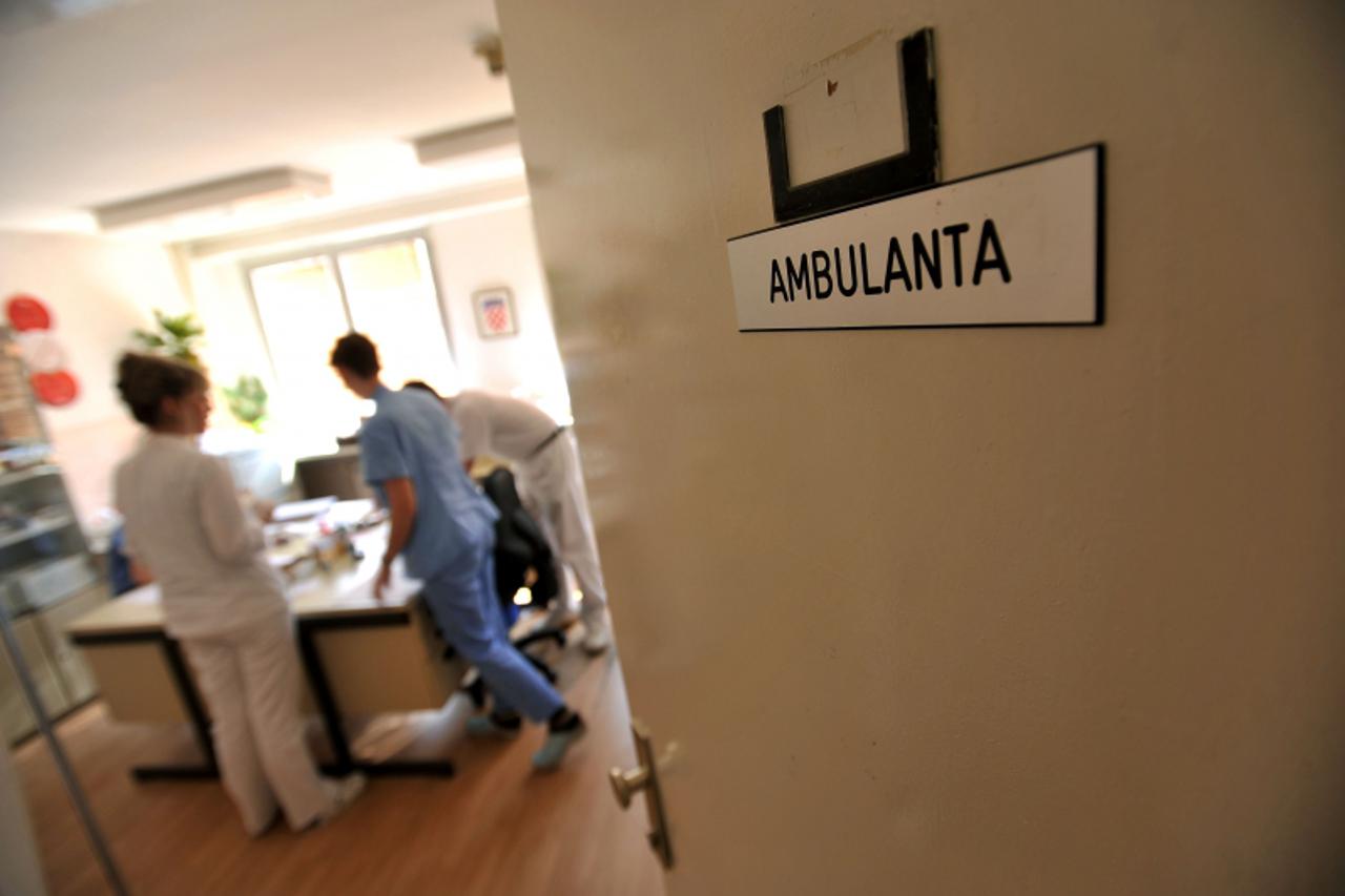 '09.06.2010. Zagreb - Zatvor Remetinec, jedan od najpoznatijih zatvora u Hrvatskoj. Trenuto u njemu borave brojne poznate licnosti.Ambulanta. Photo: Antonio Bronic/PIXSELL'