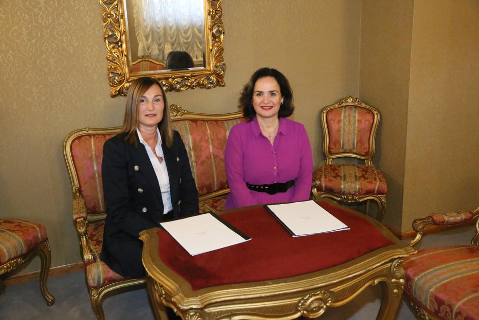 Hrvatsko narodno kazalište u Zagrebu potpisalo ugovor o sponzorstvu s tvrtkom Tomić & Co.