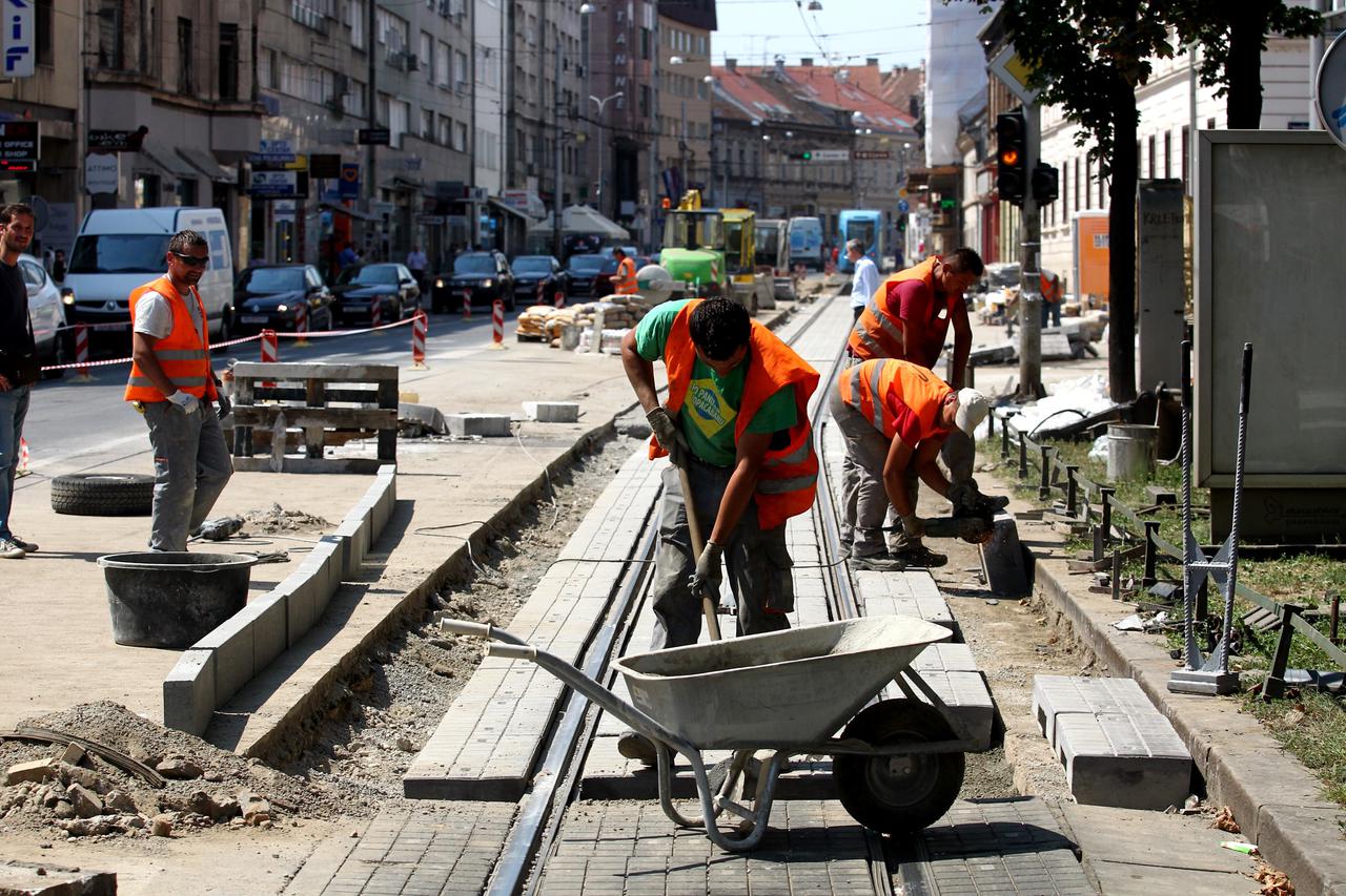 Radovi na izmjeni tramvajskih tracnica u Vlaskoj ulici