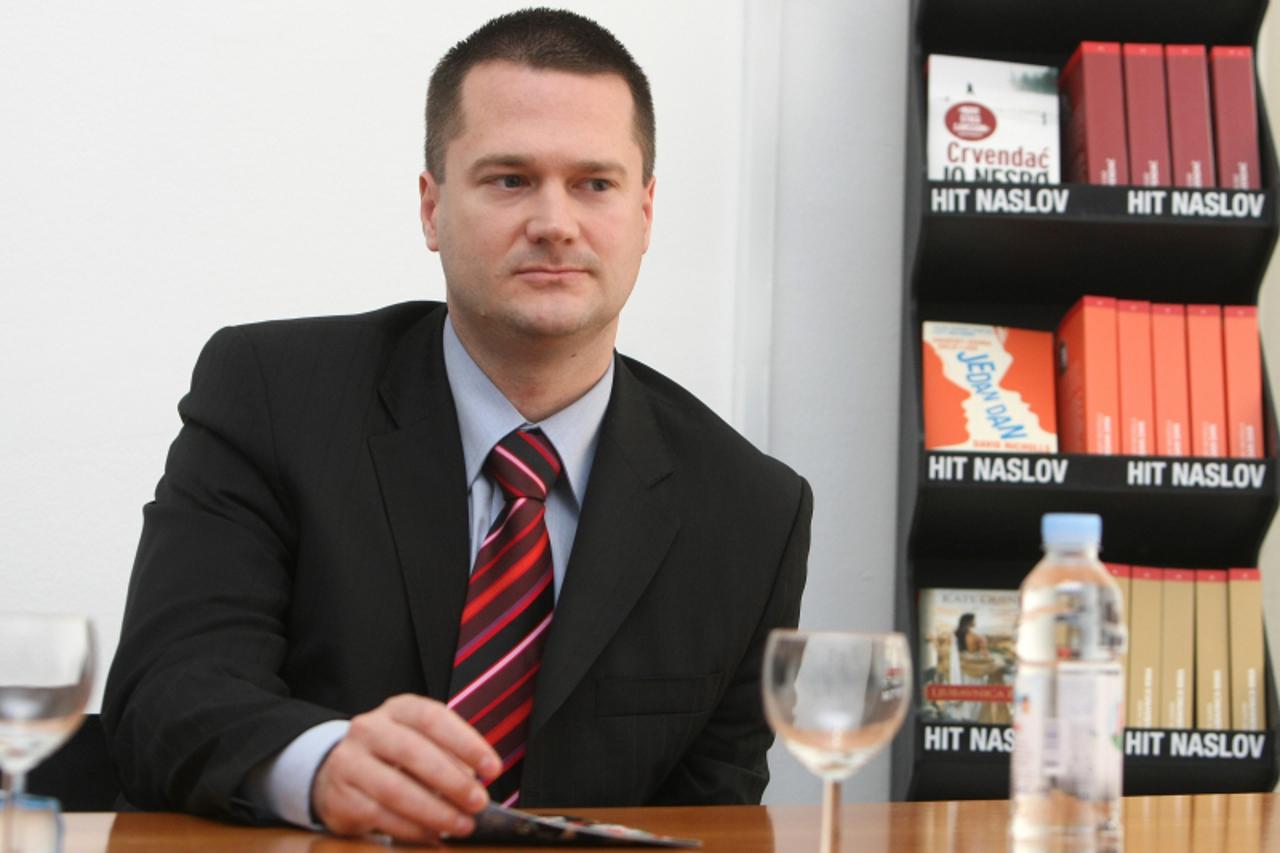 '03.11.2010. Zagreb, Hrvatska - Knjiznica Znanje, predstavljanje akcije Knjiga dostupna svima. Zvonimir Cimic. Photo: Petar Glebov/PIXSELL'