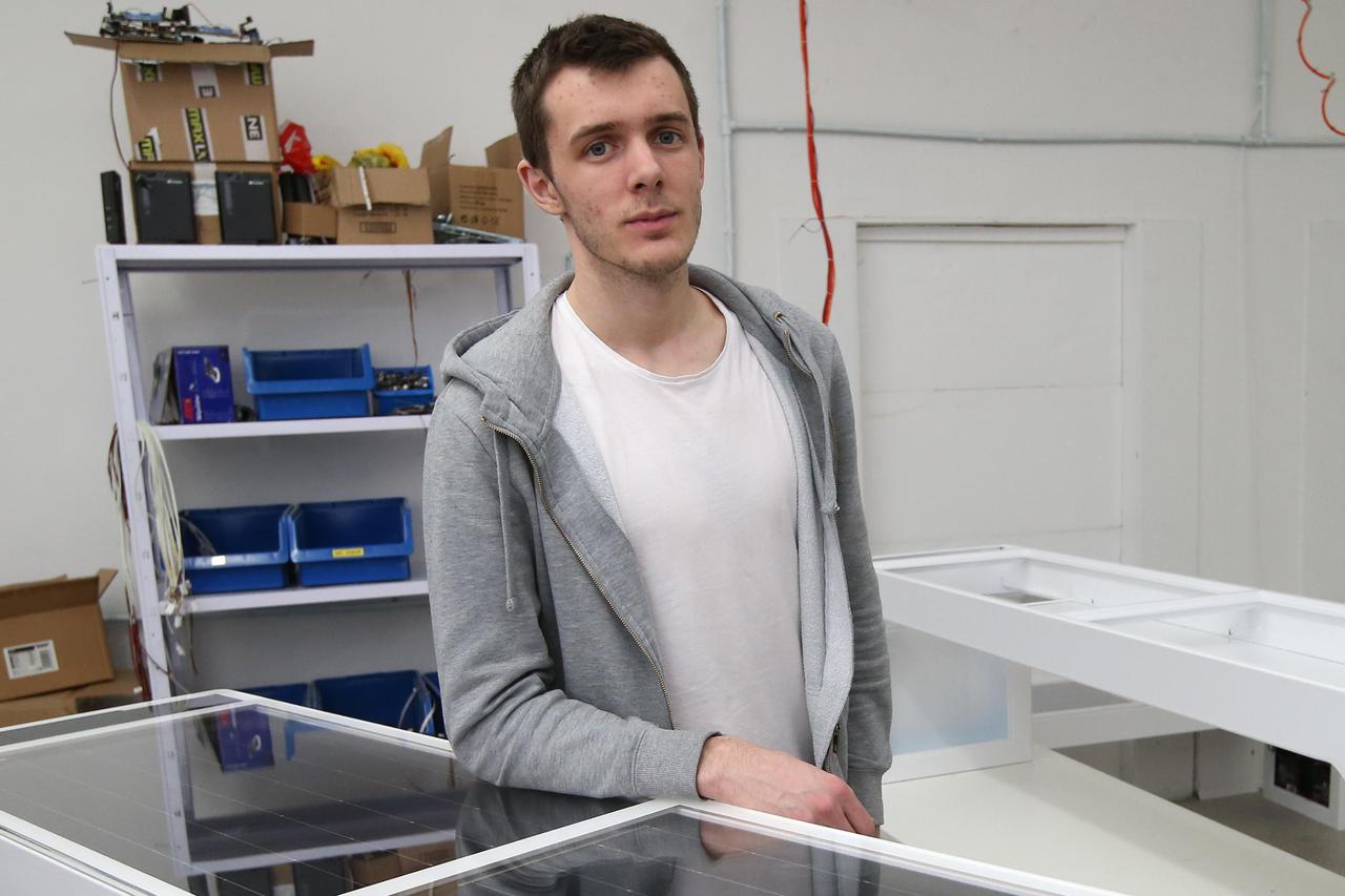 Ivan Mrvoš izumitelj je pametne klupe