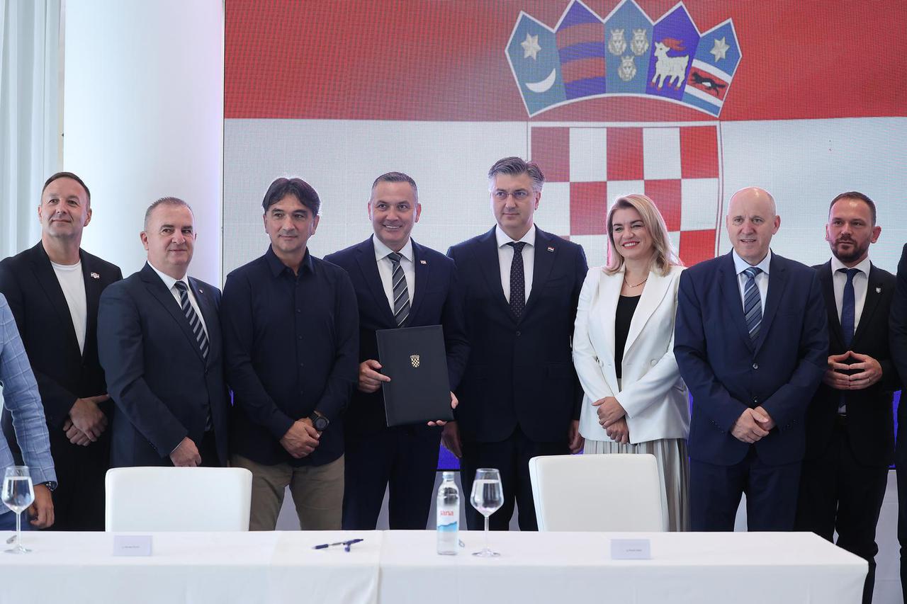 U Velikoj Gorici potpisan sporazum između Vlade i HNS-a o darovanju zemljišta