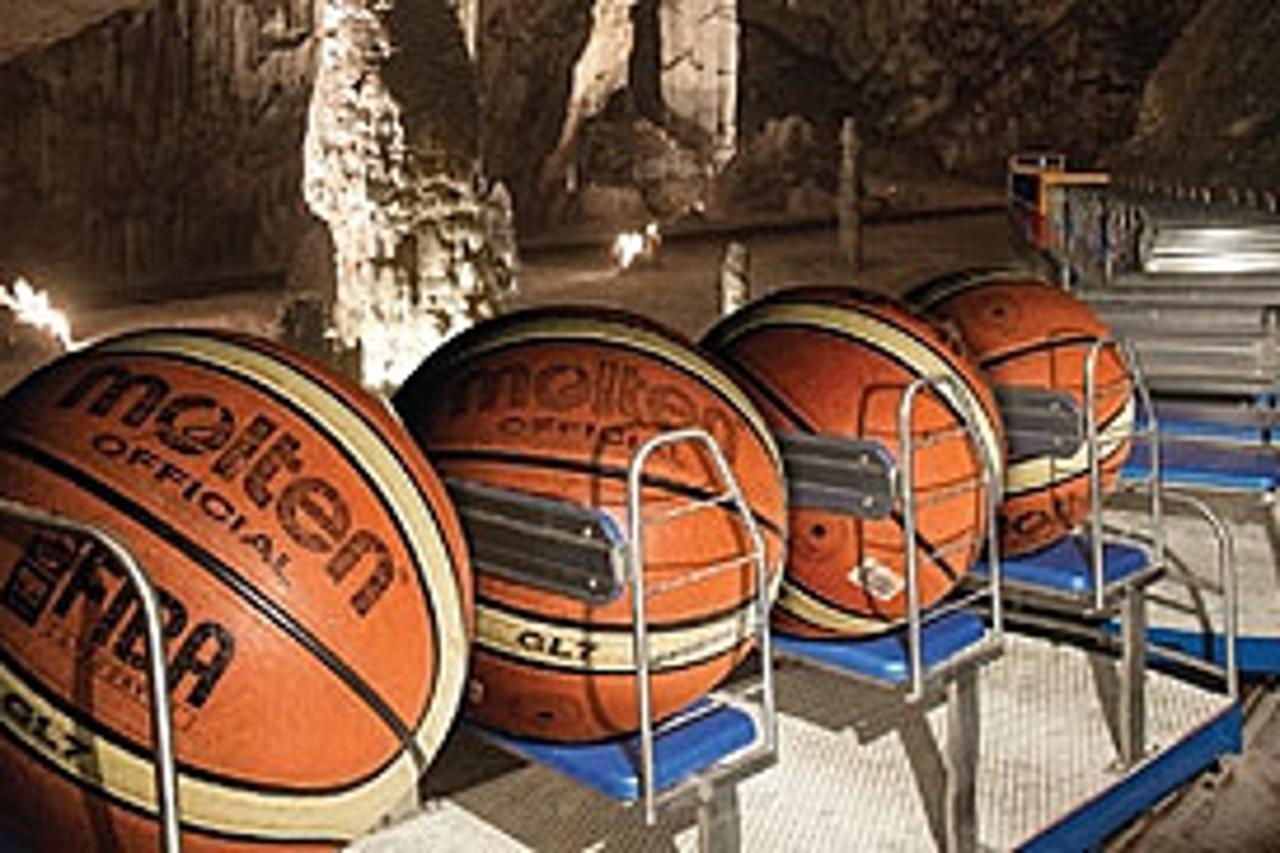 'PostojnaLopte_nnn_spo_17111'