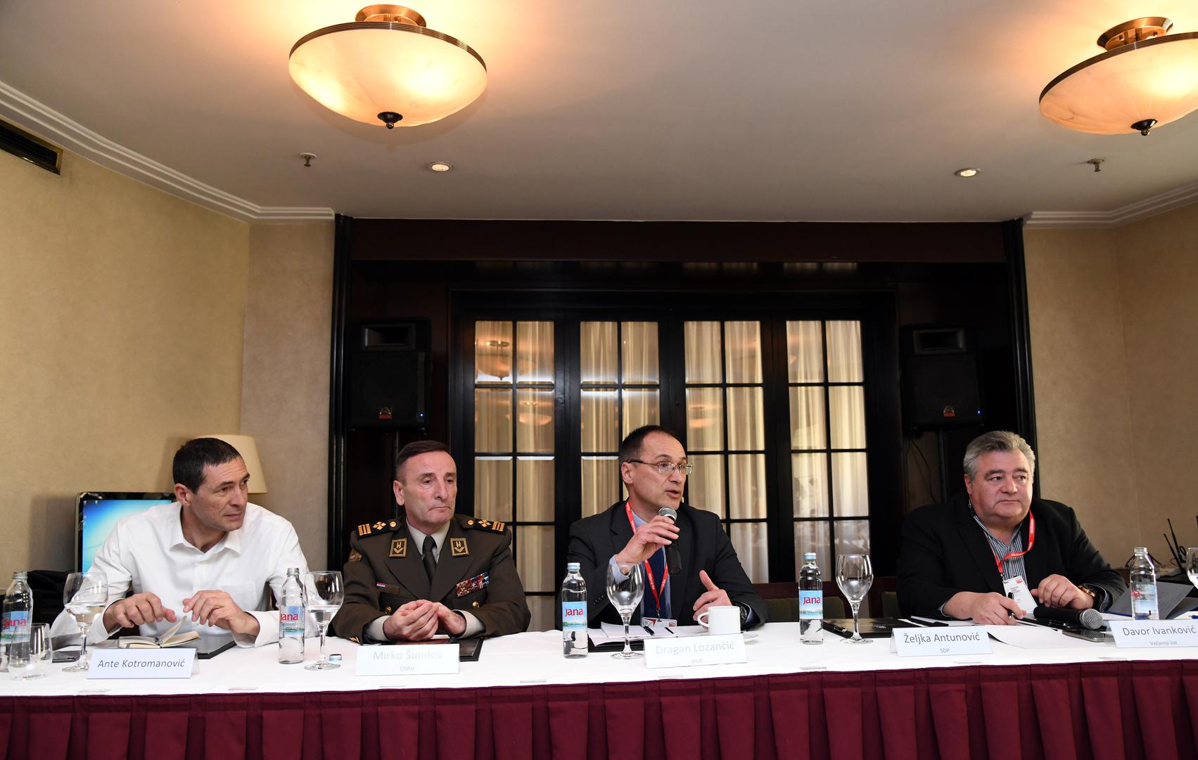 U hotelu Esplanade održana je konferencija "Hrvatska kakvu trebamo - dvije godine poslije" u organizaciji Večernjeg lista.