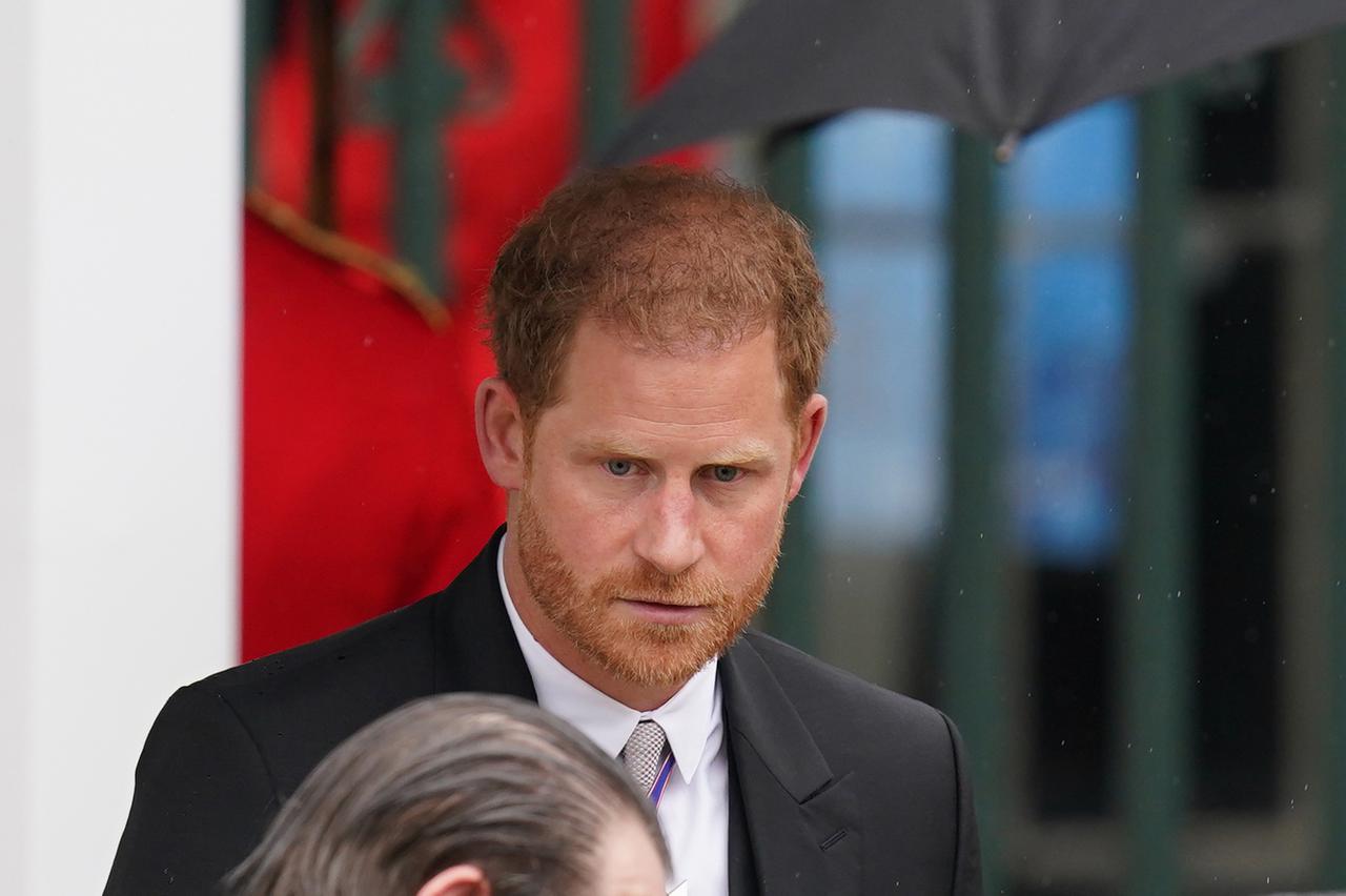 Princ Harry odmah nakon krunidbe napustio je London
