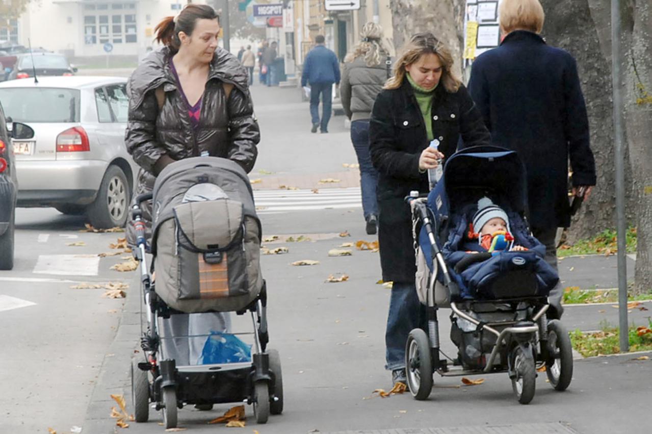 \'14.02.2011., Sisak - U gradu Sisku iz godine u godinu radja se sve vise djece.(ARHIVA) Photo:NIkola Cutuk/PIXSELL\'