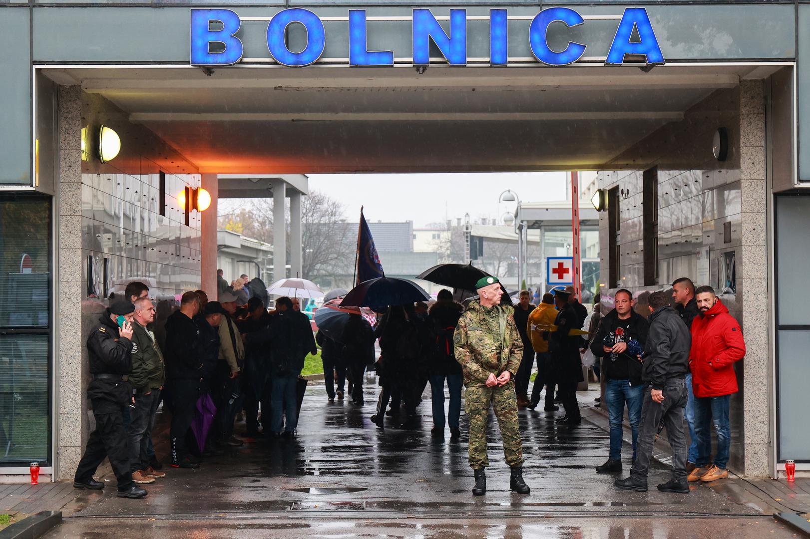 18.11.2022. Vukovar -Obiljzžavanje Dana sjećanja na žrtvu Vukovara 1991. - 2022. Prigodni program "Vukovar - mjesto posebnog Domovinskog pijeteta" pocet ce u 10 sati u krugu Nacionalne memorijalne bolnice „Dr. Juraj Njavro“, nakon toga ulicama grada Vukovara  krenuti ce Krizni put - Kolona sjecanja do Memorijalnog groblja  Photo: Davor Javorovic/PIXSELL