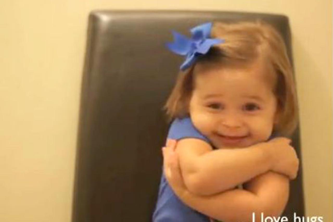 Video čestitka ocu djevojčice Alexandre