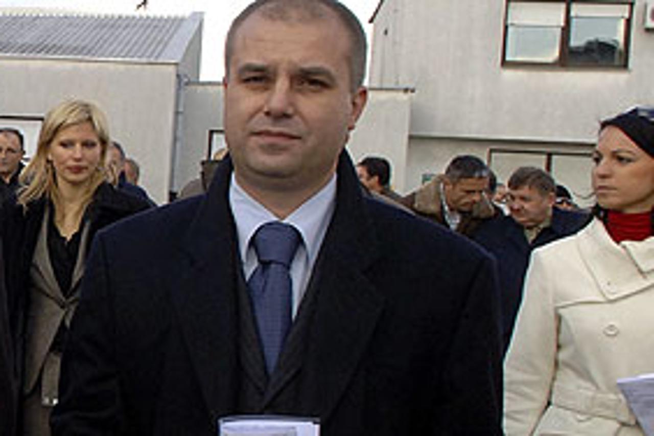 Igor Rađenović