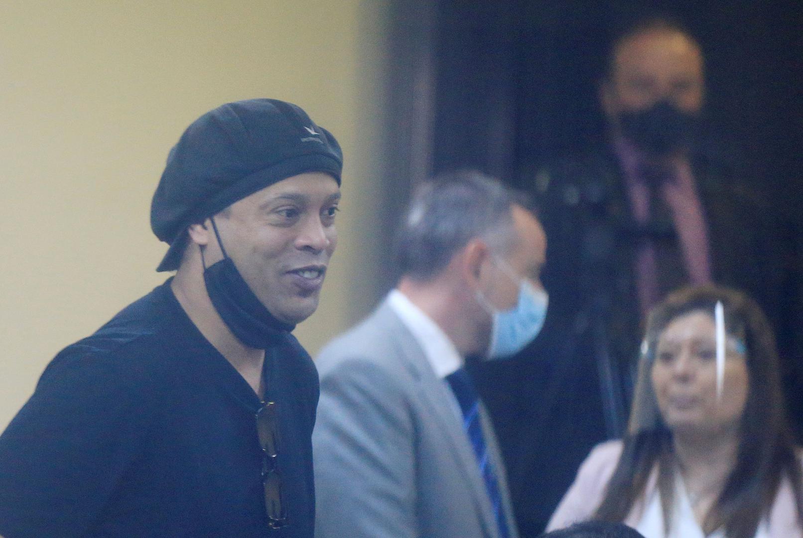 Ronaldinho during the hearing at the Supreme Court of Justice where he could be released from the home prison he has been holding for 4 months in a hotel in Asuncion Ronaldinho during the hearing at the Supreme Court of Justice where he could be released from the home prison he has been holding for 4 months in a hotel in Asuncion, Paraguay, August 24, 2020. REUTERS/Jorge Adorno JORGE ADORNO